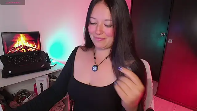 Lexie Thompson10 online show from 07/11/26, 02:36