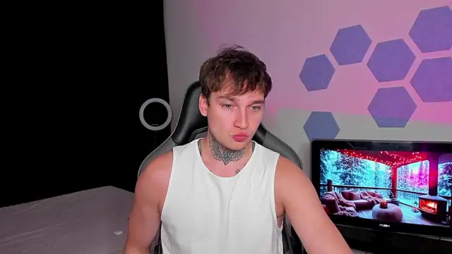 Chris Tyson online show from 10/05/25, 09:45