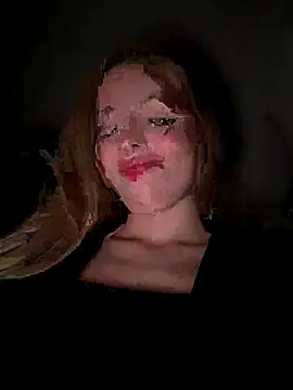 Snapshot of LoraaDoll chatting on 10/09/25, 03:32 LoraaDoll online show from 10/09/25, 03:32