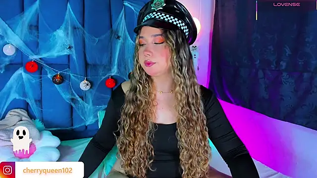 Snapshot of Cherryyquen chatting on 10/12/25, 08:19 Cherryyquen online show from 10/12/25, 08:19