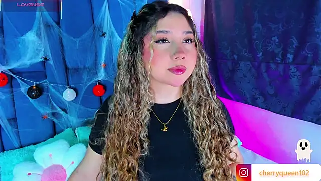 Snapshot of Cherryyquen chatting on 10/17/25, 07:49 Cherryyquen online show from 10/17/25, 07:49