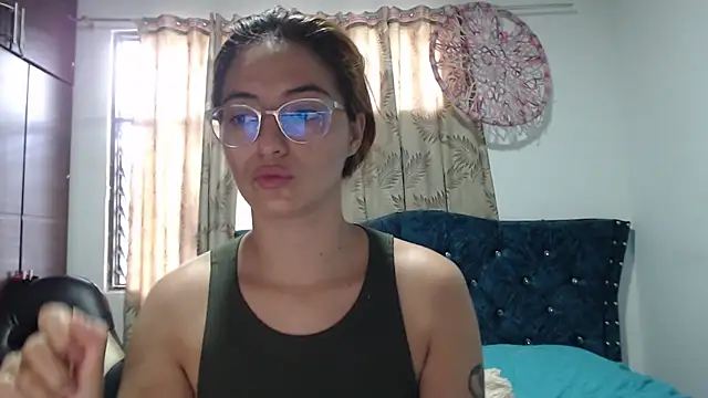 Snapshot of Kate_lorens9 chatting on 11/11/25, 12:38 Kate lorens9 online show from 11/11/25, 12:38