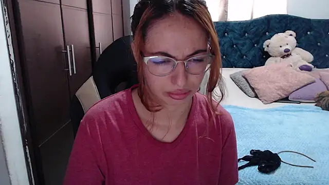 Snapshot of Kate_lorens9 chatting on 11/29/25, 02:09 Kate lorens9 online show from 11/29/25, 02:09