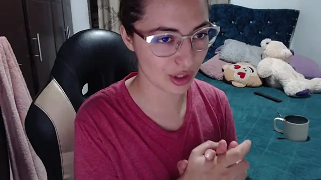 Snapshot of Kate_lorens9 chatting on 01/17/26, 01:21 Kate lorens9 online show from 01/17/26, 01:21