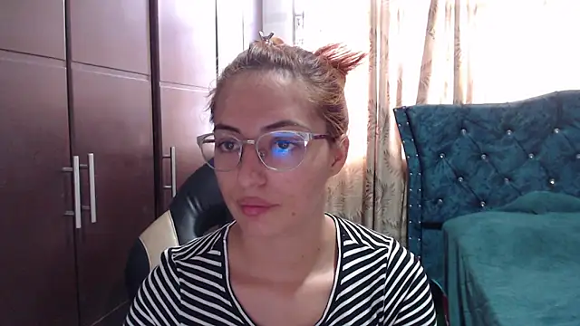 Snapshot of Kate_lorens9 chatting on 02/13/26, 02:35 Kate lorens9 online show from 02/13/26, 02:35