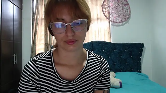Snapshot of Kate_lorens9 chatting on 03/10/26, 12:43 Kate lorens9 online show from 03/10/26, 12:43