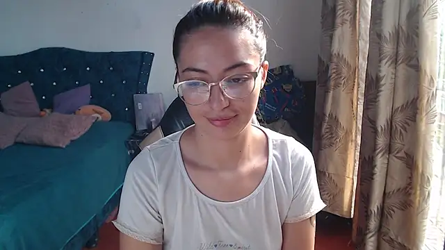 Snapshot of Kate_lorens9 chatting on 08/02/26, 12:47 Kate lorens9 online show from 08/02/26, 12:47