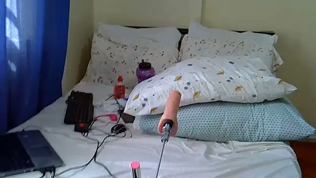 sweet darlli online show from 06/12/26, 08:35