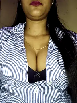 Snapshot of Karin-007 chatting on 10/17/25, 08:55 Karin-007 online show from 10/17/25, 08:55