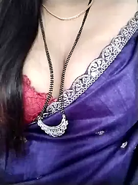 Snapshot of Karin-007 chatting on 12/16/25, 03:33 Karin-007 online show from 12/16/25, 03:33