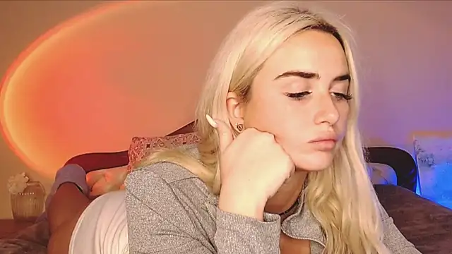 Snapshot of HaileyRosen chatting on 01/14/25, 09:09 HaileyRosen online show from 01/14/25, 09:09