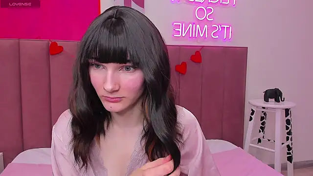 Lili flowerr online show from 03/22/25, 10:06