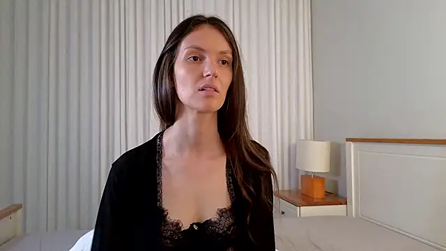 Snapshot of upssnowy chatting on 11/29/25, 07:28 upssnowy online show from 11/29/25, 07:28