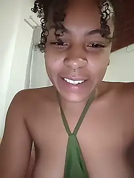 Snapshot of Julia_Pretinha chatting on 11/24/25, 12:16 Julia Pretinha online show from 11/24/25, 12:16