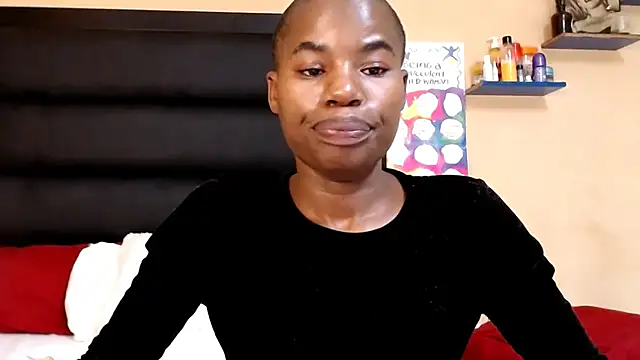 Snapshot of LongPussyLipsxx chatting on 01/13/25, 12:56 LongPussyLipsxx online show from 01/13/25, 12:56