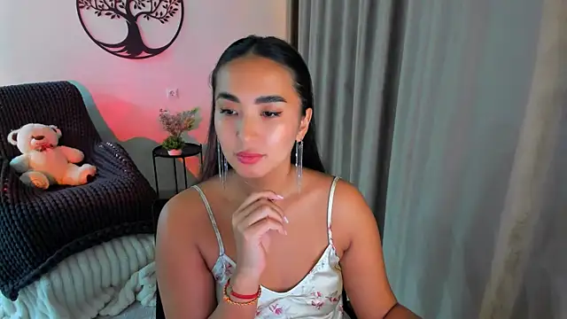 Snapshot of worldofkim chatting on 09/30/25, 09:20 worldofkim online show from 09/30/25, 09:20