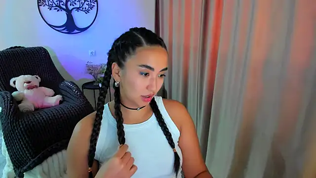 worldofkim online show from 11/09/25, 08:34