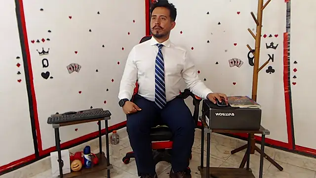 Snapshot of KalethBigDick chatting on 01/14/25, 03:53 KalethBigDick online show from 01/14/25, 03:53
