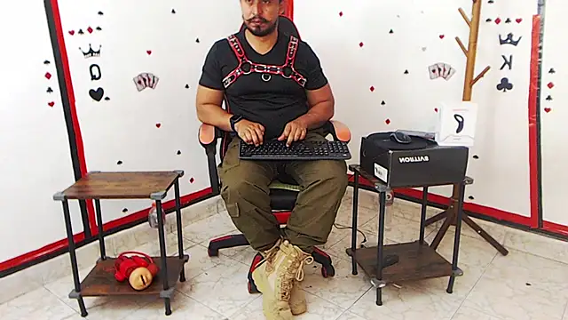Snapshot of KalethBigDick chatting on 01/20/25, 11:35 KalethBigDick online show from 01/20/25, 11:35