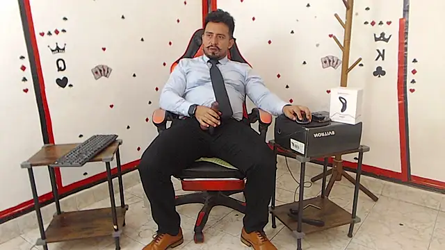 Snapshot of KalethBigDick chatting on 02/02/25, 03:28 KalethBigDick online show from 02/02/25, 03:28