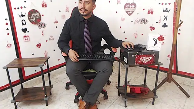 Snapshot of KalethBigDick chatting on 02/10/25, 05:14 KalethBigDick online show from 02/10/25, 05:14