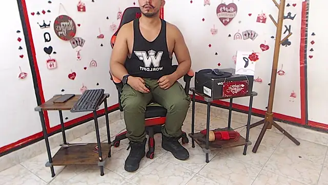 Snapshot of KalethBigDick chatting on 02/15/25, 08:00 KalethBigDick online show from 02/15/25, 08:00