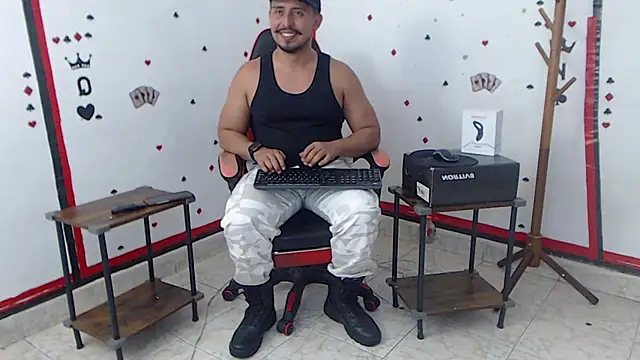 Snapshot of KalethBigDick chatting on 03/11/25, 07:25 KalethBigDick online show from 03/11/25, 07:25