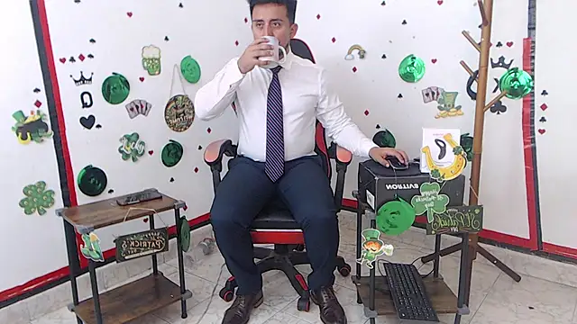 Snapshot of KalethBigDick chatting on 03/16/25, 04:09 KalethBigDick online show from 03/16/25, 04:09