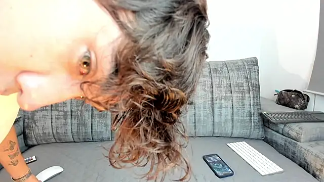 Adriien19 online show from 12/20/25, 12:29