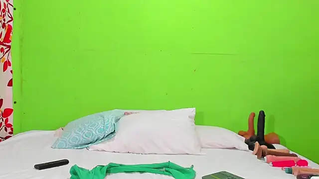 yesica collins01 online show from 03/04/25, 02:06