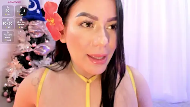 Miah gomez  online show from 12/03/24, 10:40