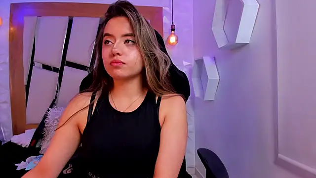 Snapshot of ary_cooper_ chatting on 09/22/25, 12:51 ary cooper online show from 09/22/25, 12:51