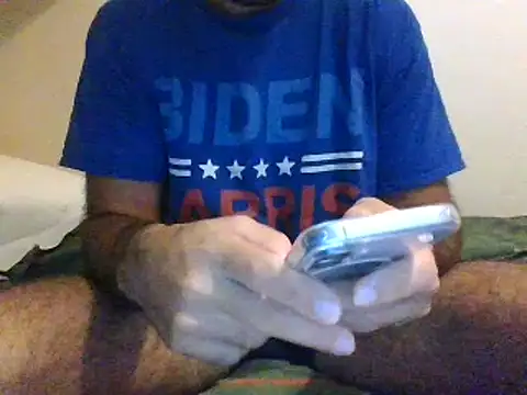 Snapshot of coppai200 chatting on 10/21/25, 10:05 coppai200 online show from 10/21/25, 10:05