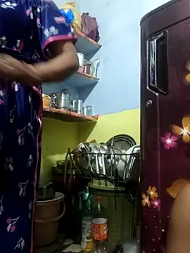 priyadarshiPRIYASEXCPL223 online show from 07/02/26, 01:38