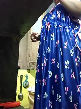 priyadarshiPRIYASEXCPL223 online show from 07/08/26, 01:21