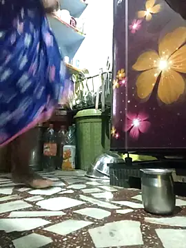 priyadarshiPRIYASEXCPL223 online show from 07/11/26, 01:52