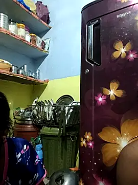 priyadarshiPRIYASEXCPL223 online show from 07/25/26, 01:15
