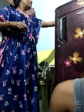 priyadarshiPRIYASEXCPL223 online show from 07/28/26, 01:56
