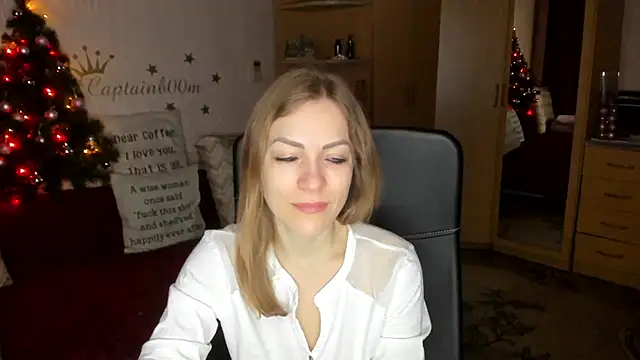 SilviaEyes online show from 12/22/24, 03:22