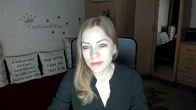 SilviaEyes online show from 01/17/25, 04:06