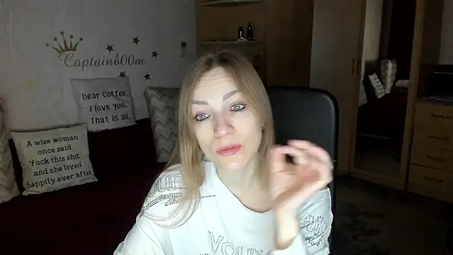 SilviaEyes online show from 01/20/25, 04:21