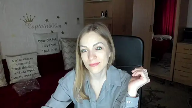SilviaEyes online show from 02/02/25, 10:57