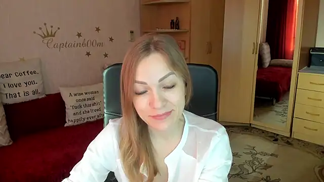 SilviaEyes online show from 02/09/25, 06:33