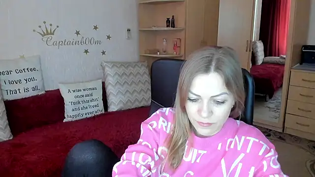 SilviaEyes online show from 02/12/25, 09:31