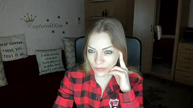 SilviaEyes online show from 02/13/25, 03:07