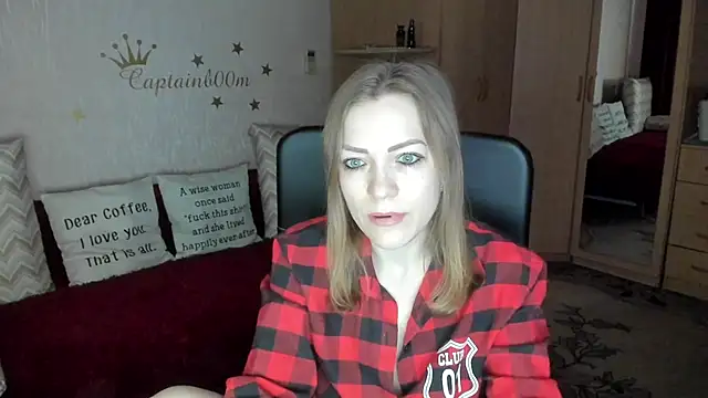 SilviaEyes online show from 03/03/25, 04:14
