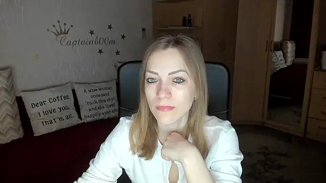 SilviaEyes online show from 03/09/25, 03:22