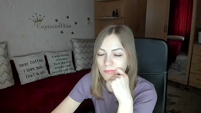 SilviaEyes online show from 03/12/25, 04:19