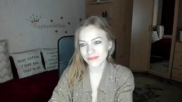 SilviaEyes online show from 03/23/25, 03:21