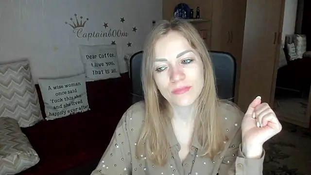 SilviaEyes online show from 09/12/25, 02:55